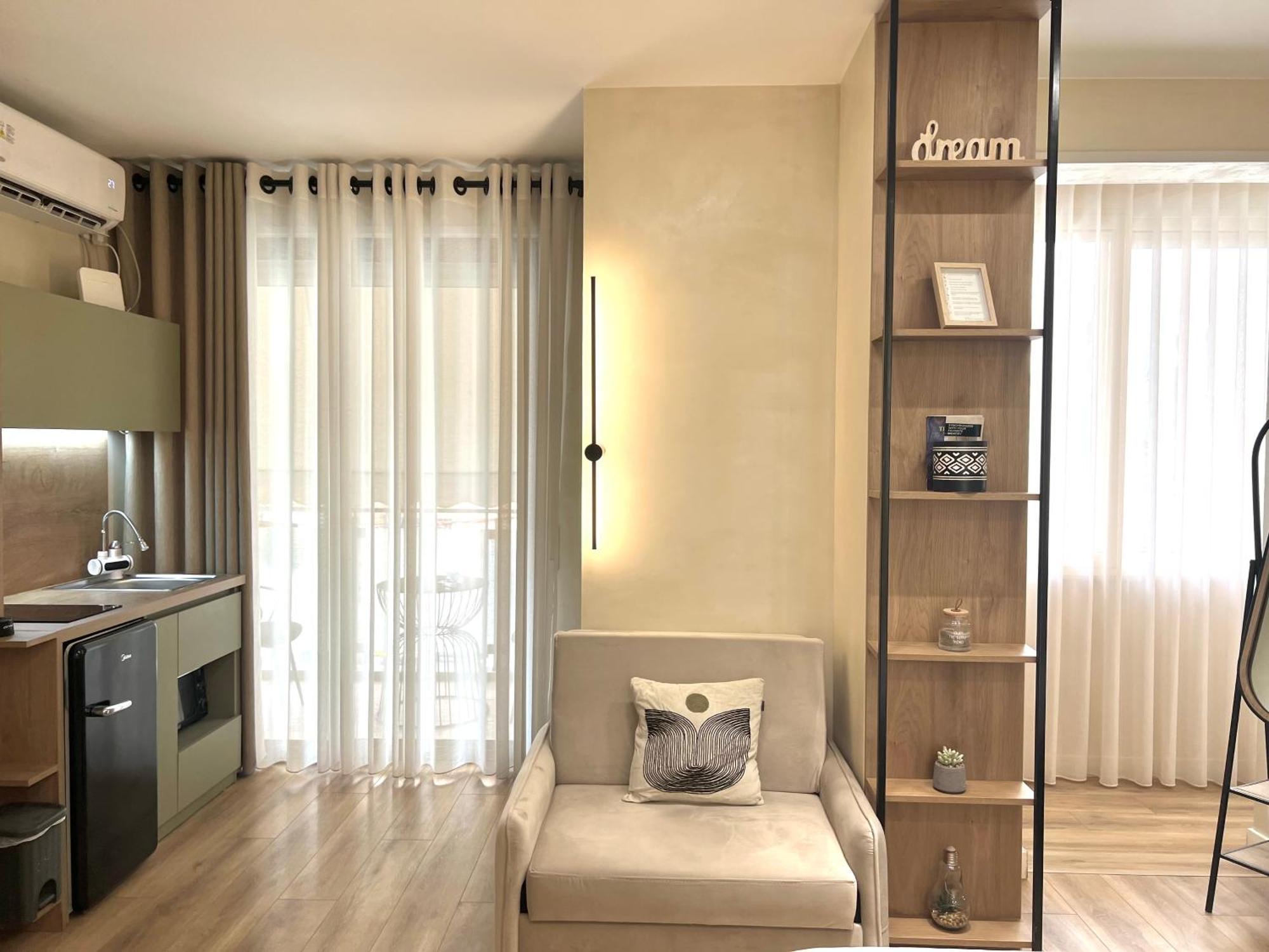 Syncron Apartments In The Center Of ティラナ 部屋 写真