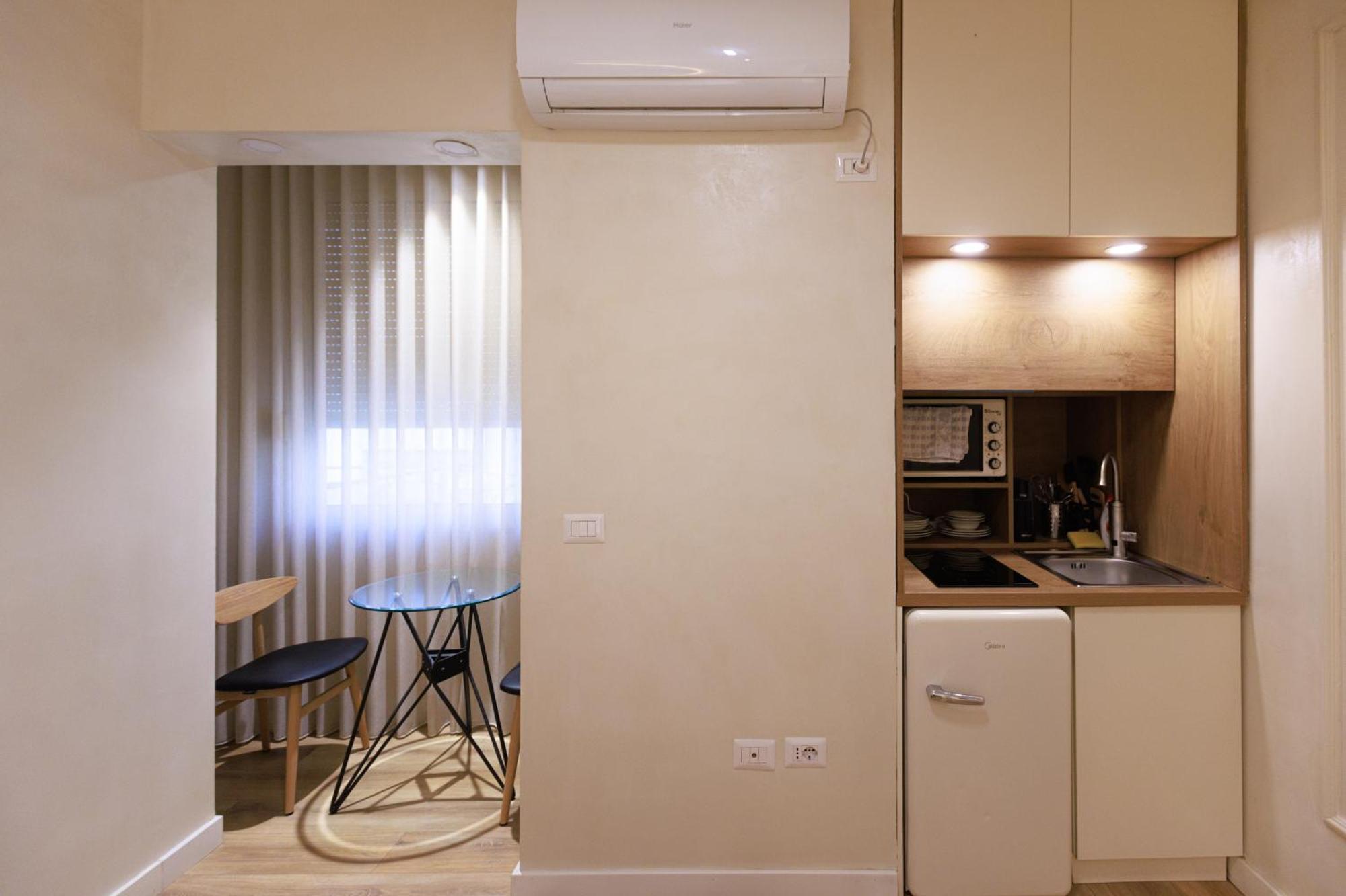 Syncron Apartments In The Center Of ティラナ エクステリア 写真